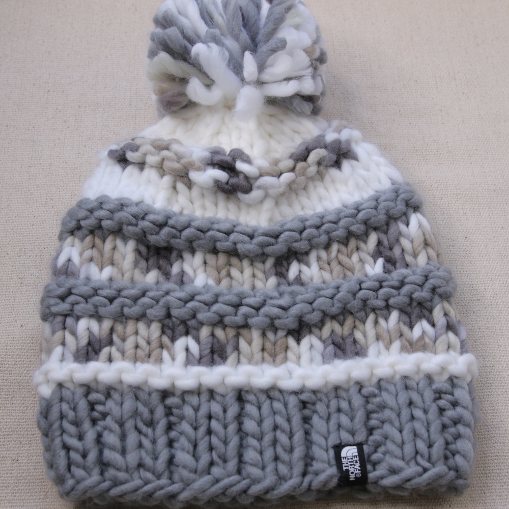 NWOT The North Face Chunky Knit Winter Beanie